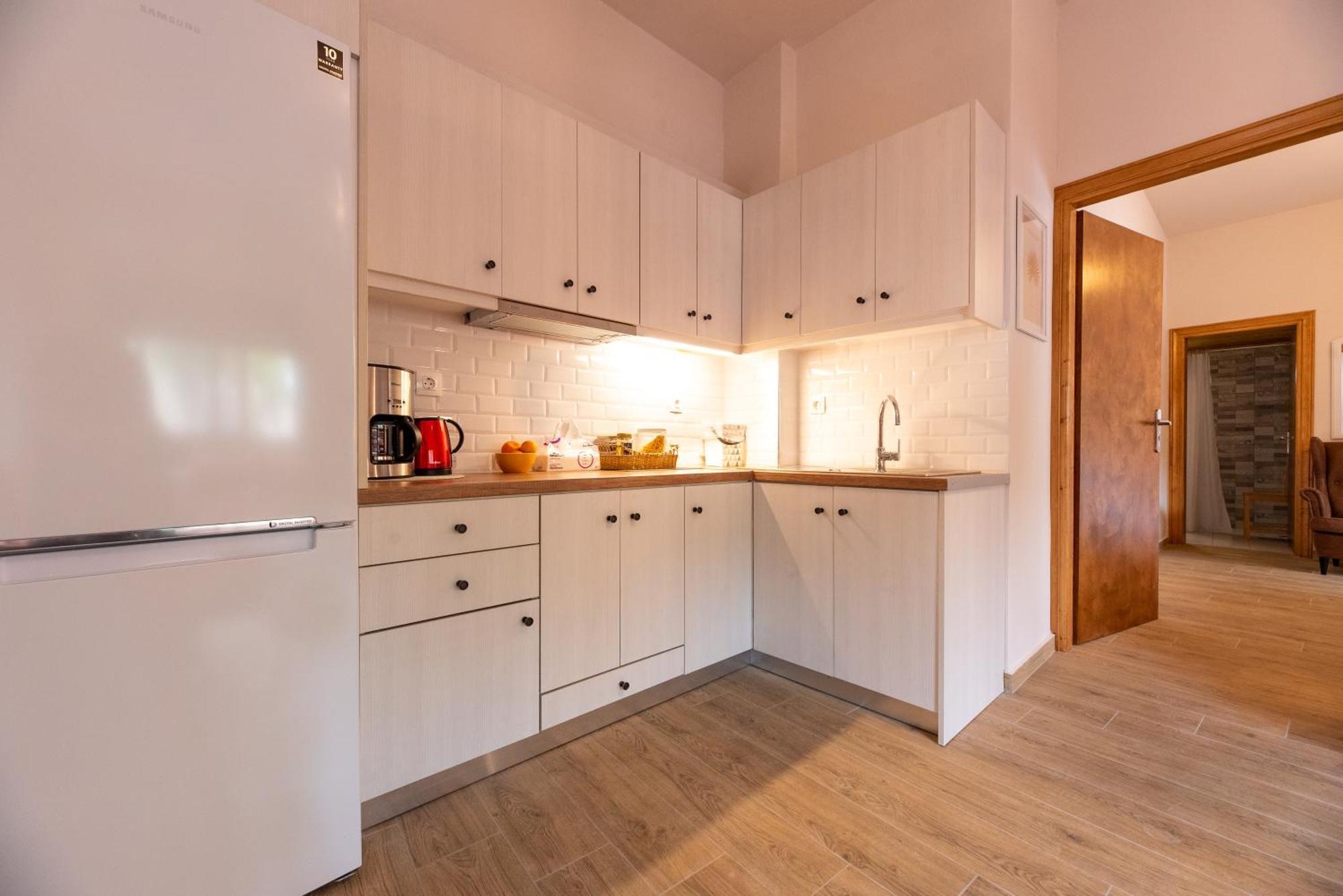 Serenity - Brand New Apt Near Athens Int Arpt Spáta エクステリア 写真