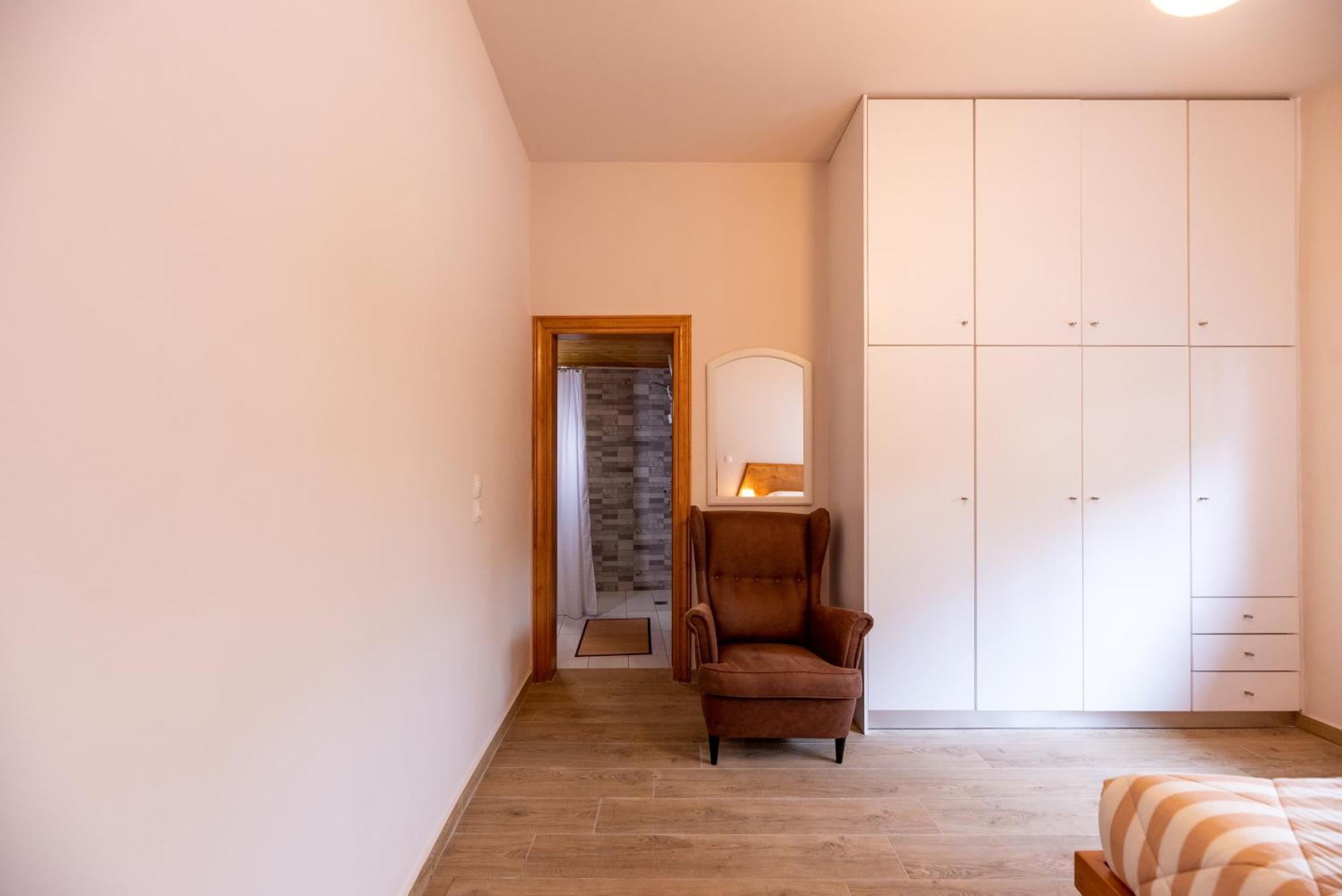 Serenity - Brand New Apt Near Athens Int Arpt Spáta エクステリア 写真