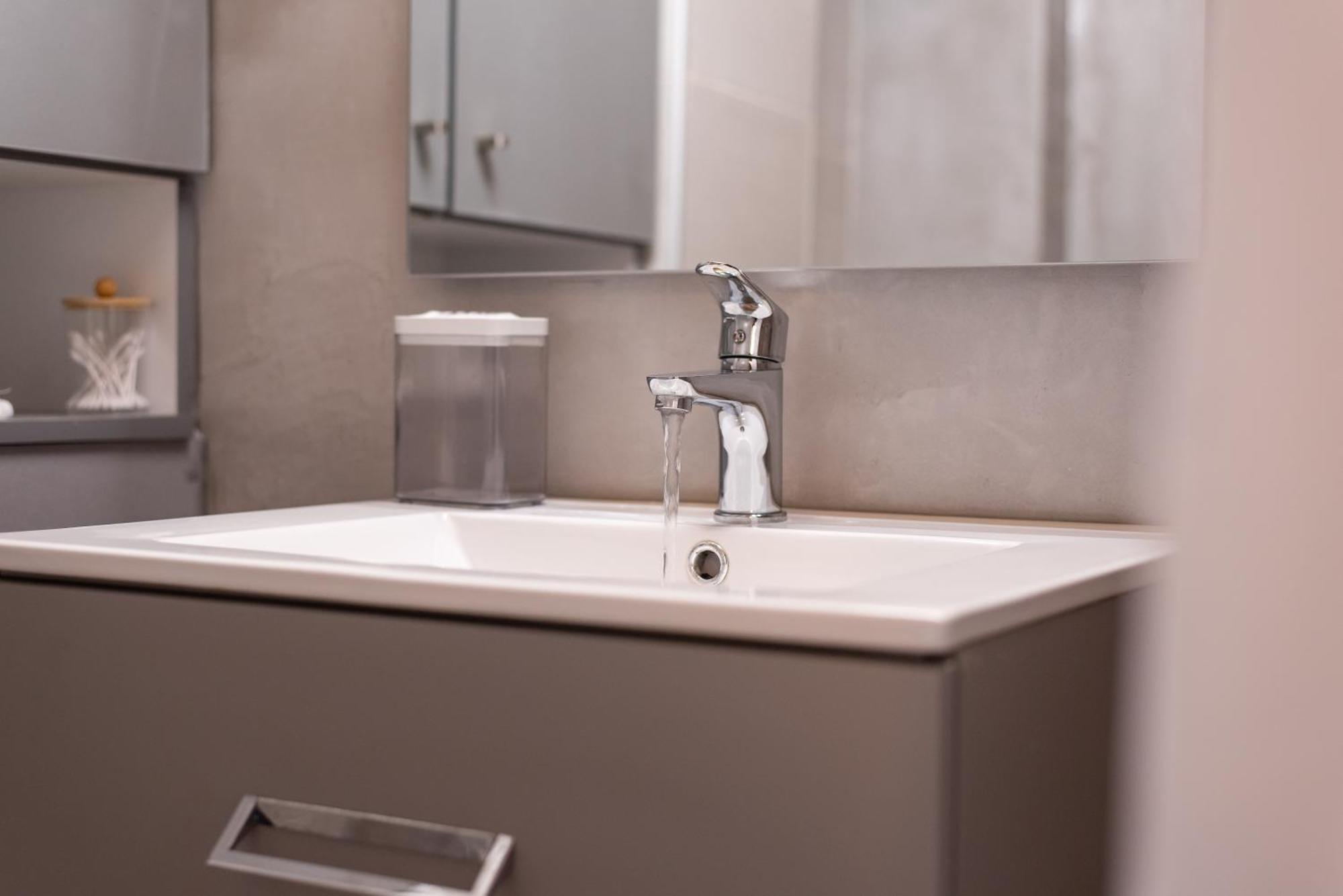 Serenity - Brand New Apt Near Athens Int Arpt Spáta エクステリア 写真