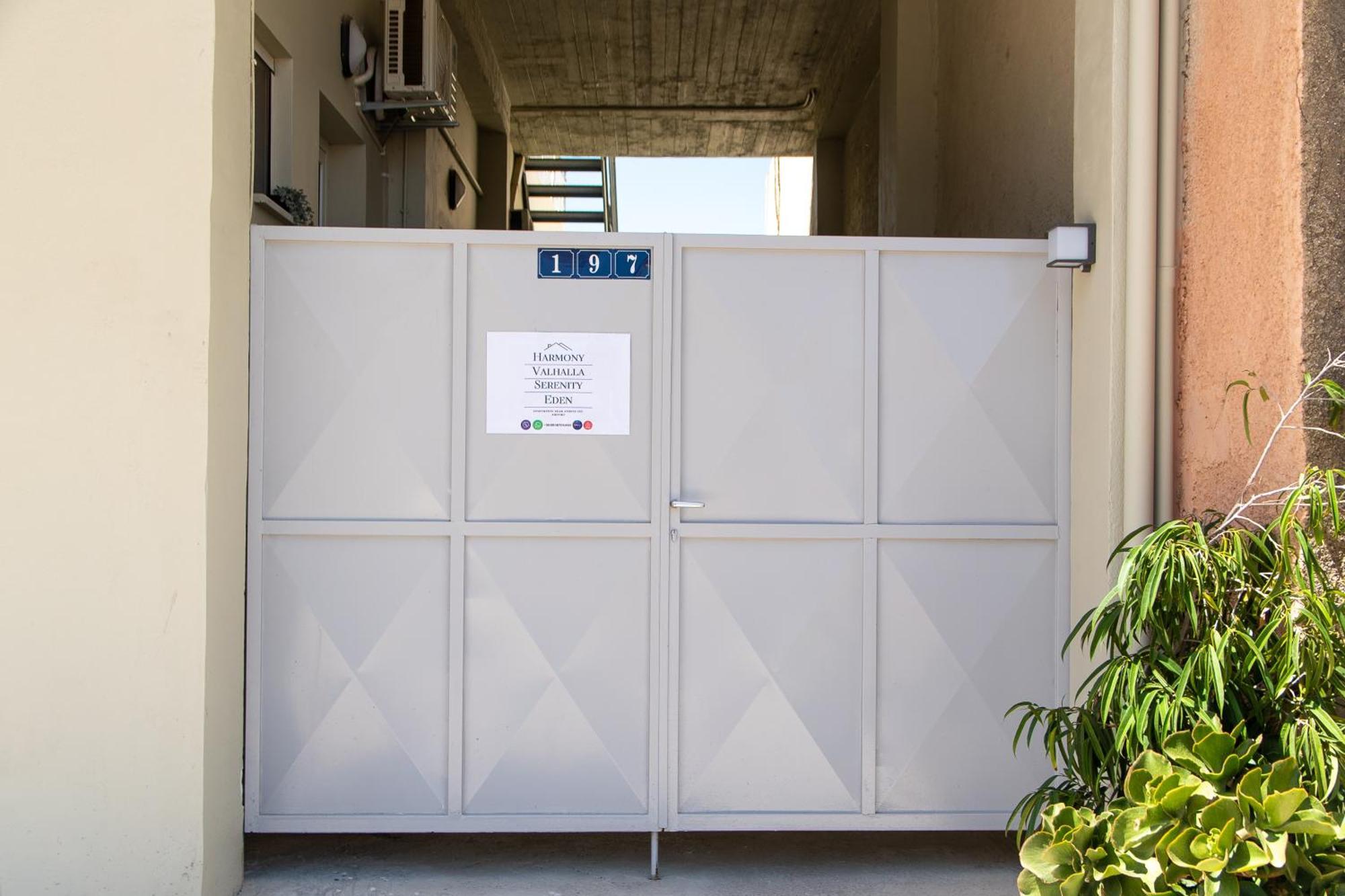 Serenity - Brand New Apt Near Athens Int Arpt Spáta エクステリア 写真